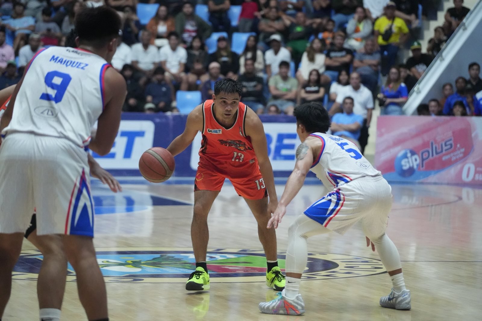 Gonzales plays hero for Quezon
