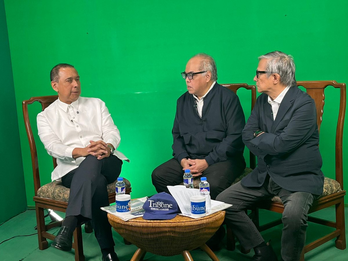 Bagatsing (left) lamented to Straight Talk hosts Chito Lozada (center) and Ted Montelibano that 10 to 15 years ago, the Vietnamese came to the country to learn set up a stock market. ‘Now they’re five times our size.’