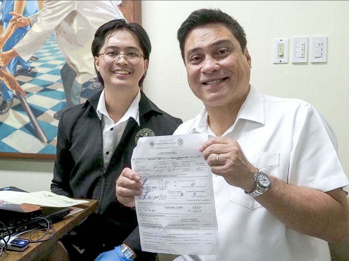 Deputy Minority Leader Senator Juan Miguel Zubiri voluntarily takes a drug test at the Senate of the Philippines, Pasay City on Monday, 18 August 2025.| Aram Lascano, SPPA POOL