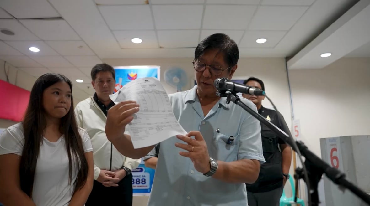 Marcos witnesses ‘zero balance bill’ at hospital visit