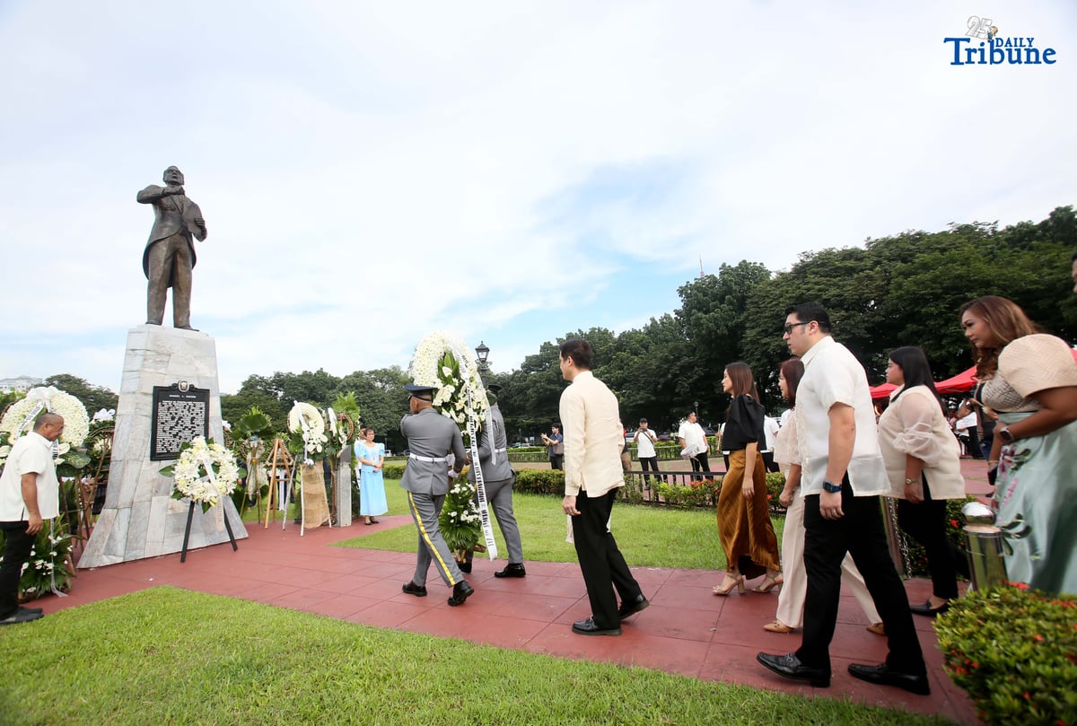 Quezon City Mayor Joy Belmonte, along with other local government officials, led a wreath-laying ceremony on Tuesday, August 19, 2025, at the Quezon Memorial Circle to commemorate the 147th birth anniversary of former President Manuel L. Quezon.