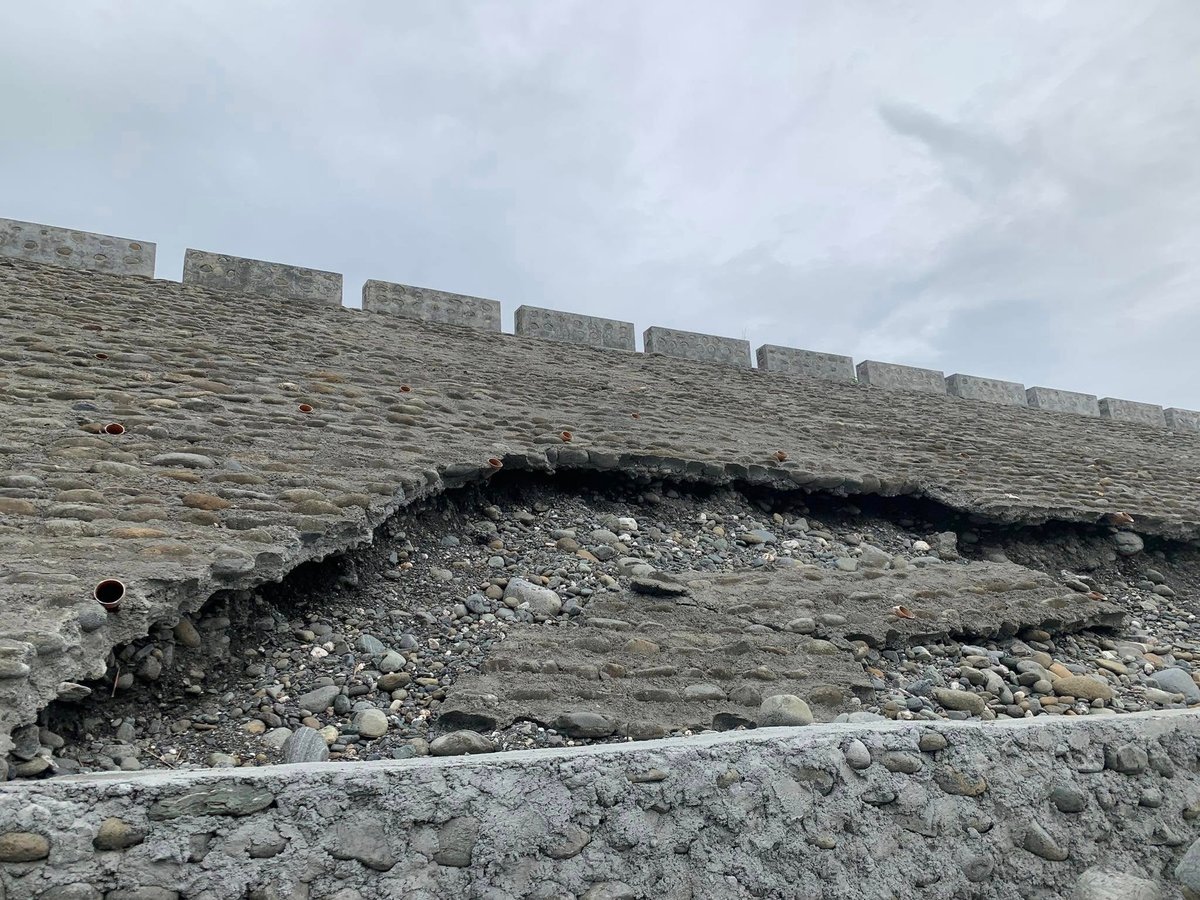 DPWH orders audit of collapsed Naujan dike