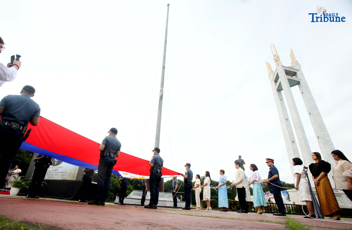Quezon City Mayor Joy Belmonte, along with other local government officials, led a wreath-laying ceremony on Tuesday, August 19, 2025, at the Quezon Memorial Circle to commemorate the 147th birth anniversary of former President Manuel L. Quezon.