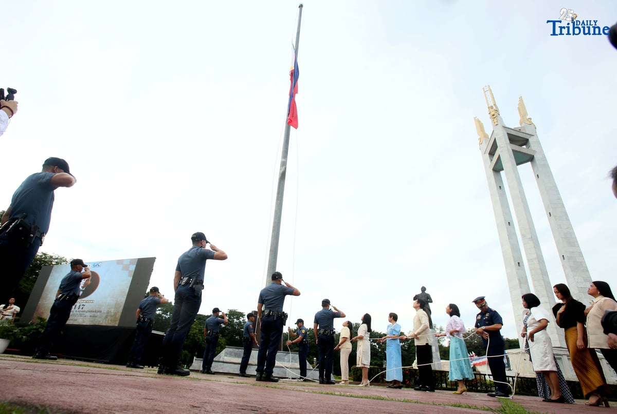 Quezon City Mayor Joy Belmonte, along with other local government officials, led a wreath-laying ceremony on Tuesday, August 19, 2025, at the Quezon Memorial Circle to commemorate the 147th birth anniversary of former President Manuel L. Quezon.