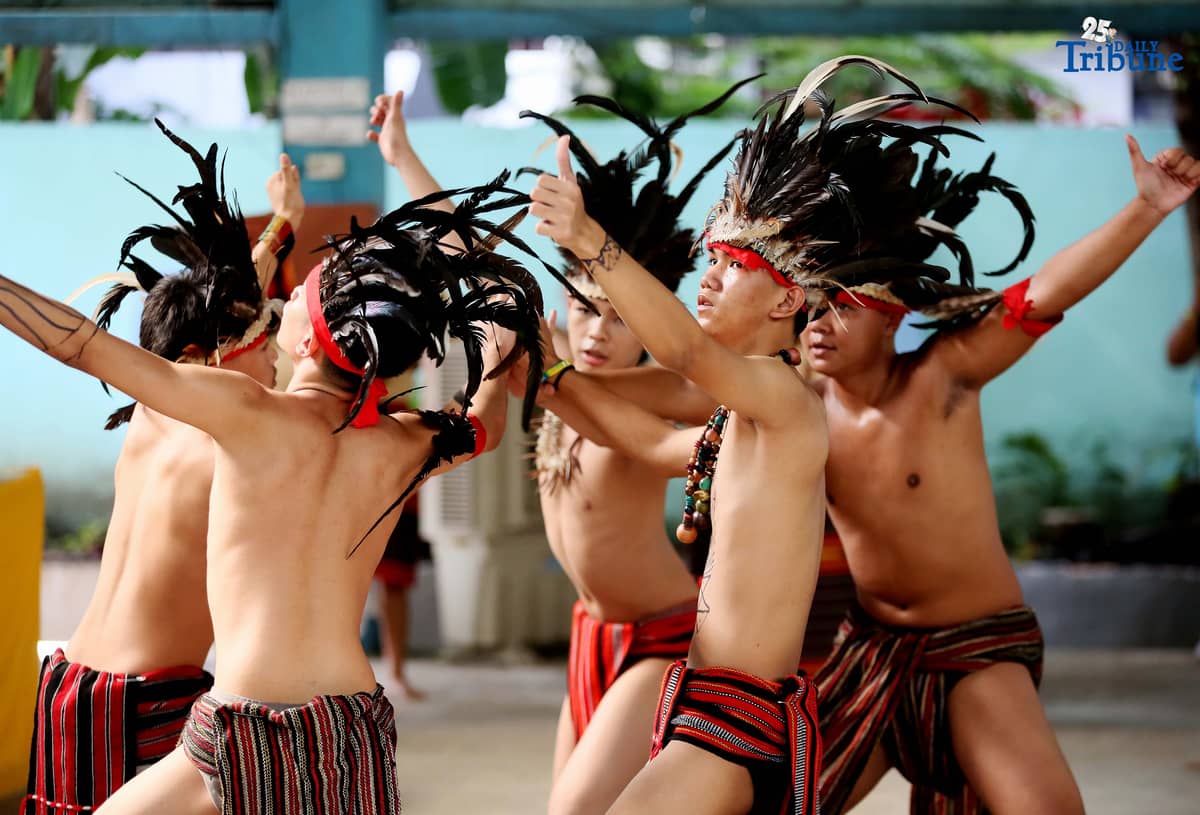 Students of Camp Crame High School perform a folk dance to welcome visitors during the turnover of newly renovated restrooms on Wednesday, August 20, 2025. The WeLoveU Foundation embodies a mother’s love through volunteerism, striving to enhance the well-being of the global community regardless of nationality, race, socioeconomic status, or religious background.