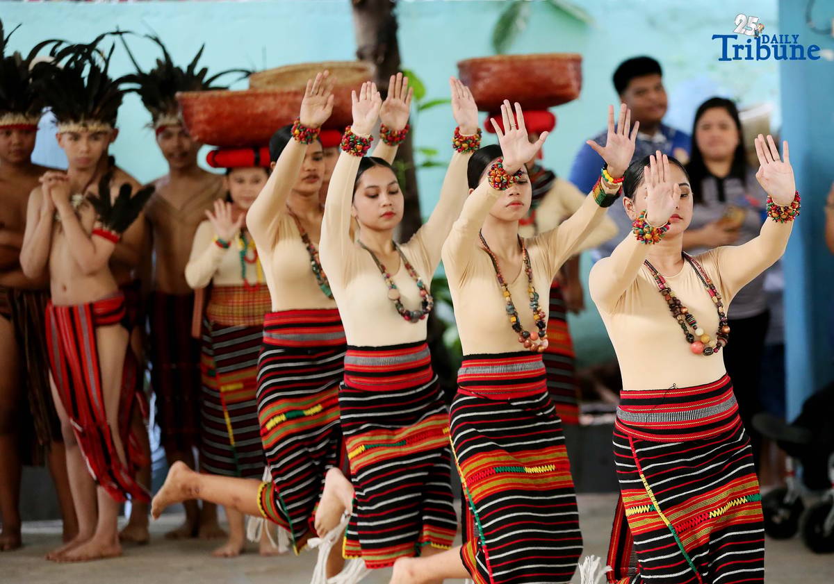 Students of Camp Crame High School perform a folk dance to welcome visitors during the turnover of newly renovated restrooms on Wednesday, August 20, 2025. The WeLoveU Foundation embodies a mother’s love through volunteerism, striving to enhance the well-being of the global community regardless of nationality, race, socioeconomic status, or religious background.