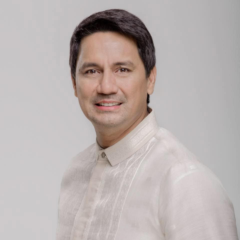 Mayor who, Congressman Richard Gomez?