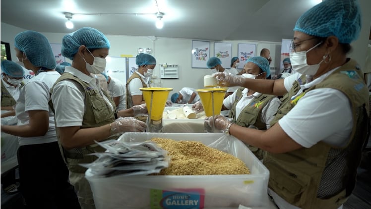 Ahunan, Rise Against Hunger distribute 2,000 meals to Pakil students