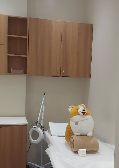 ‘Byeol’ or ‘Star’ therapy dog in every treatment room.