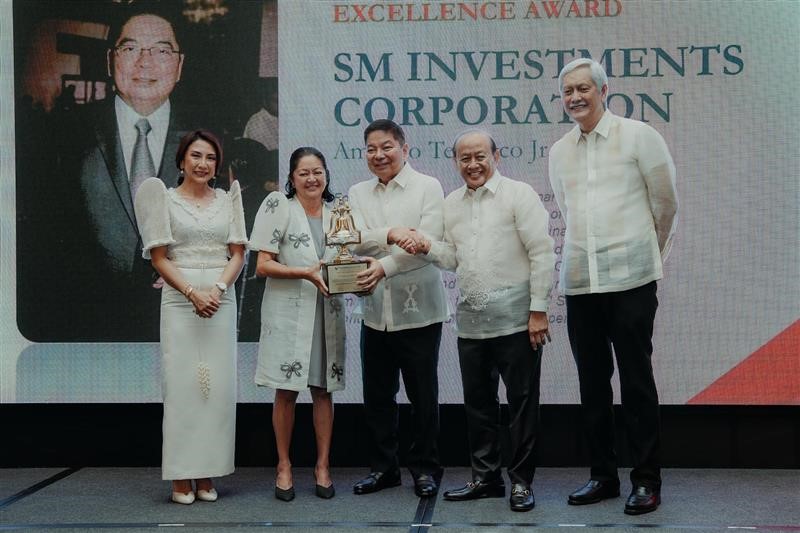 SM Investments bags MOPC Grand Tourism Excellence Award