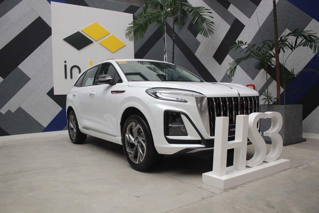 Hongqi unveils updated E-HS9 SUV and E-QM5 Plus sedan