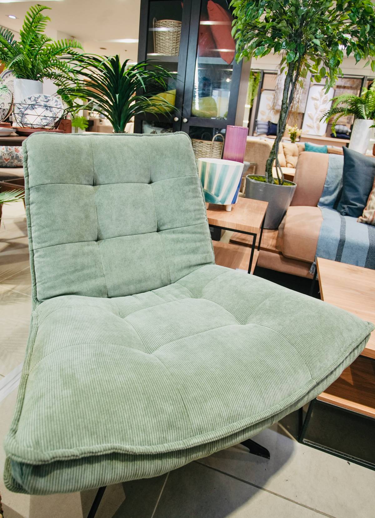 Lounge chair