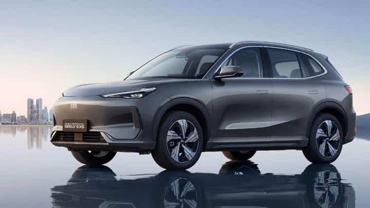 THE Geely EX5 is the brand’s first full-electric SUV in the Philippines, powered by a 60.22 kWh battery that delivers up to 425 kilometers of range on a single charge.