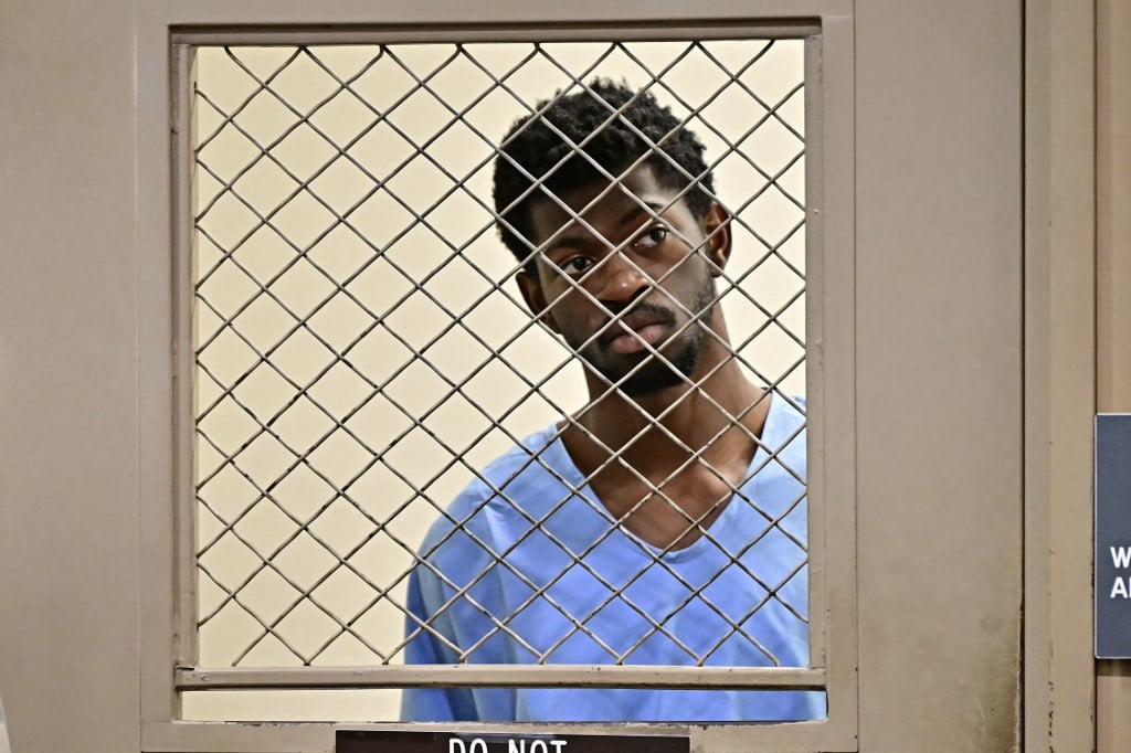 Rapper Lil Nas X charged after naked nighttime stroll in LA