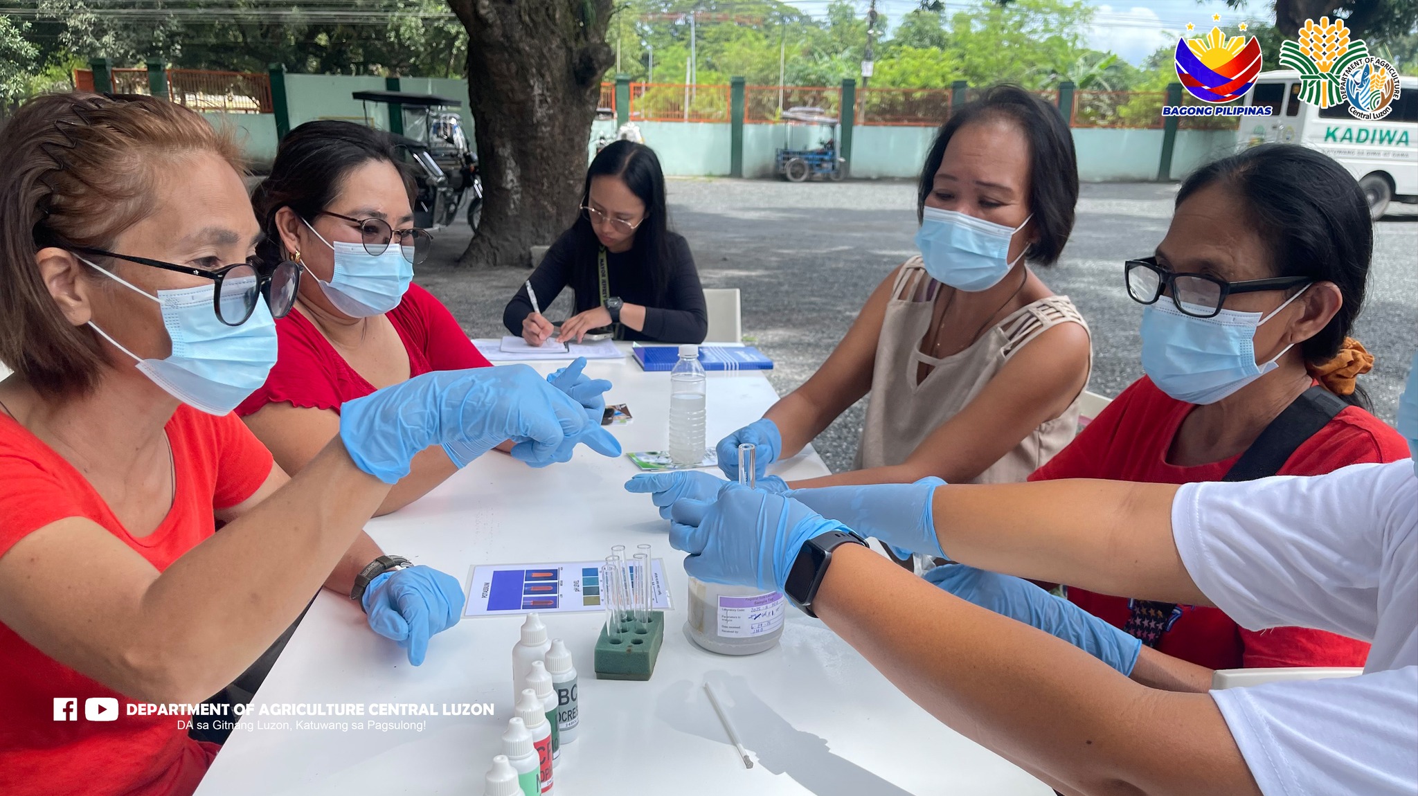 Farmers in Zambales receive hands-on soil analysis training