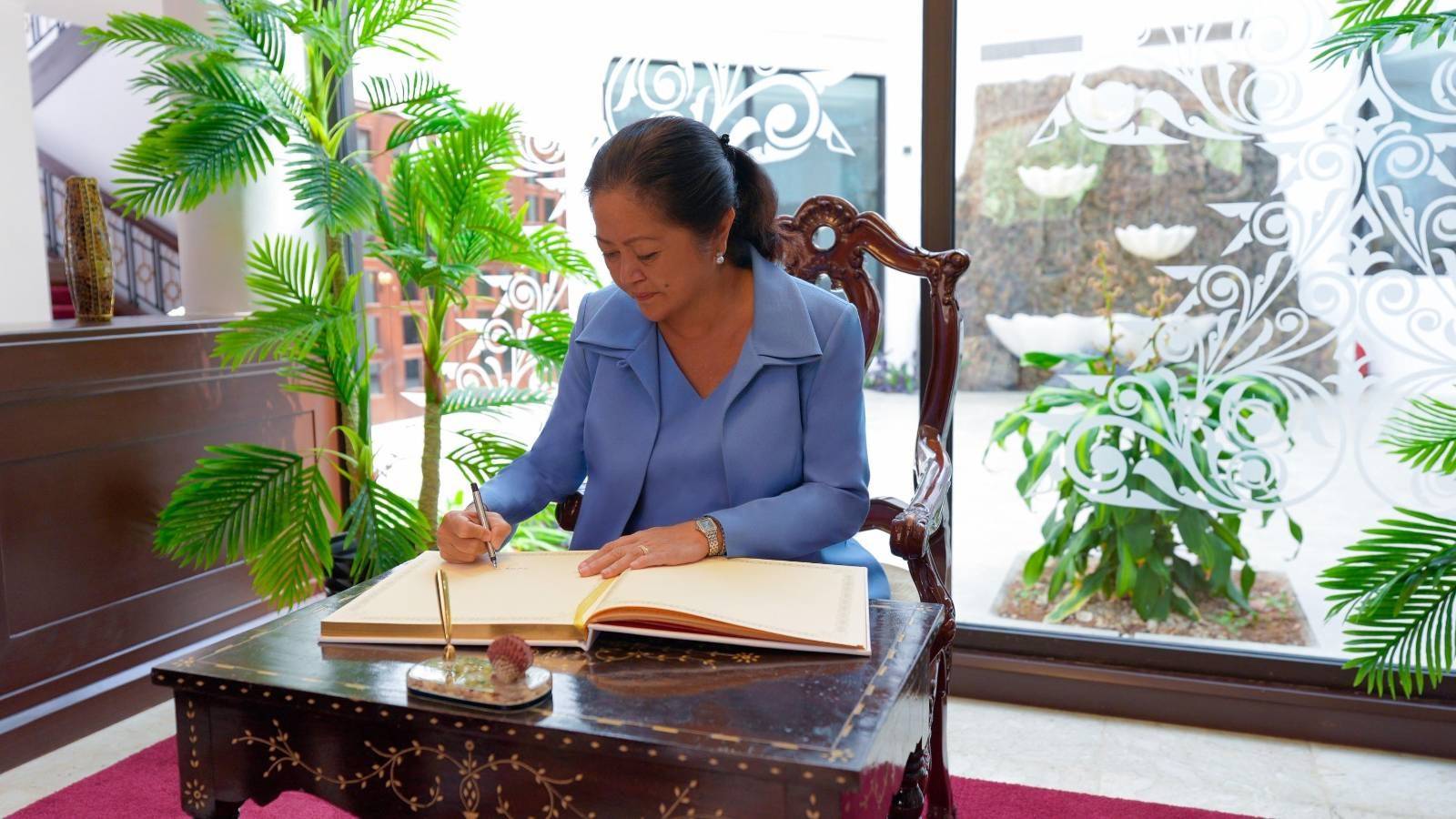 First Lady goes back to work