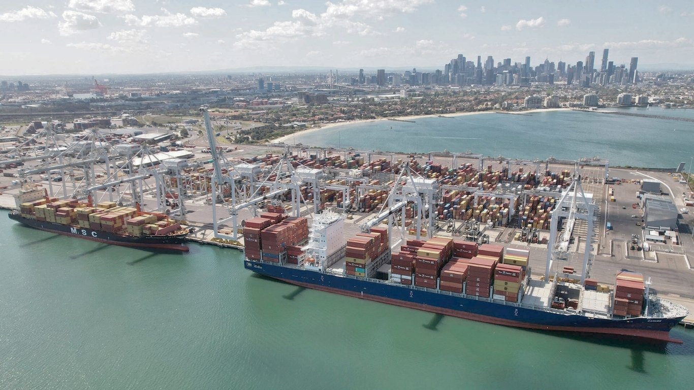 Deal with union secures stability for Aussie terminal