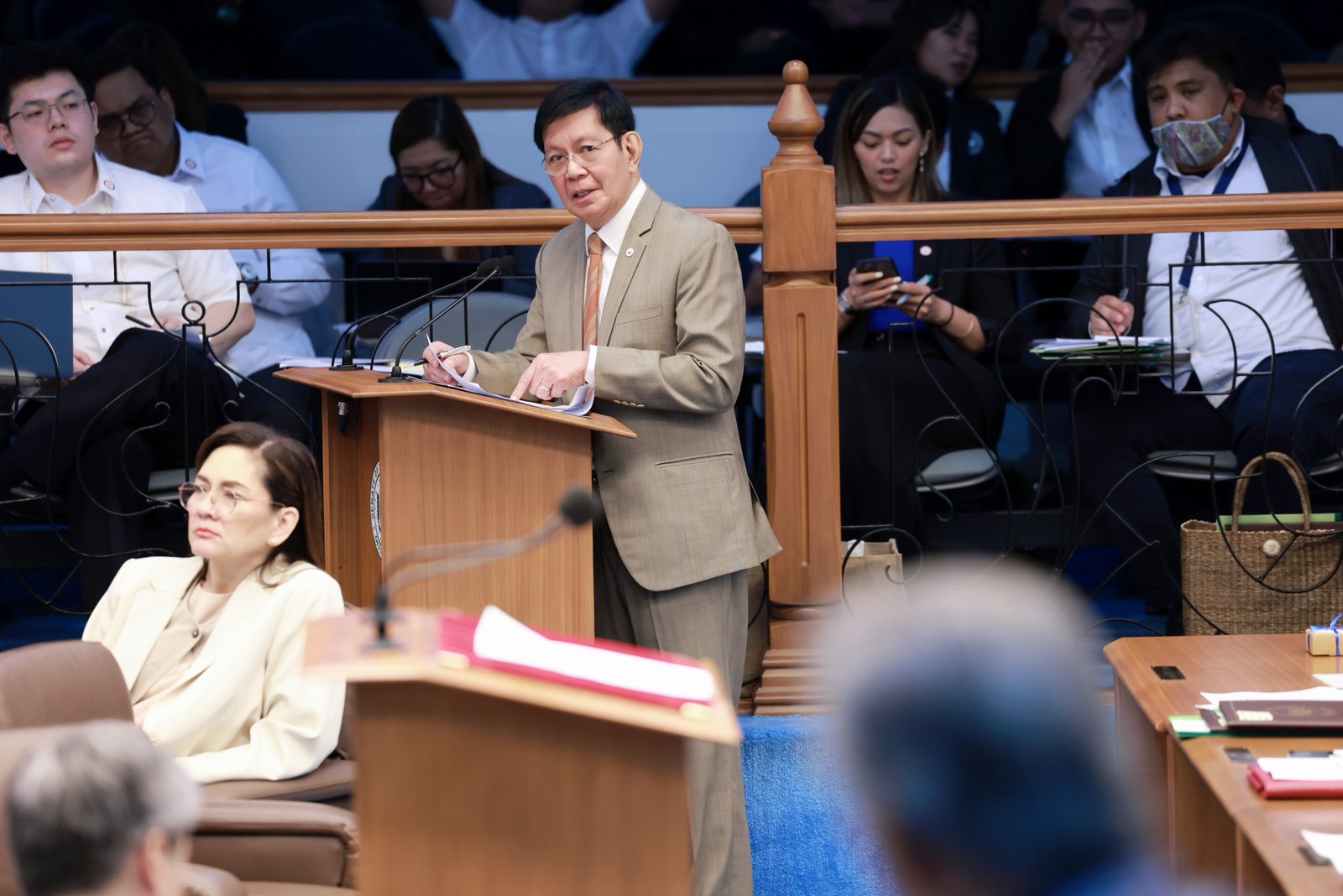 Solons, DPWH form circle of corruption 