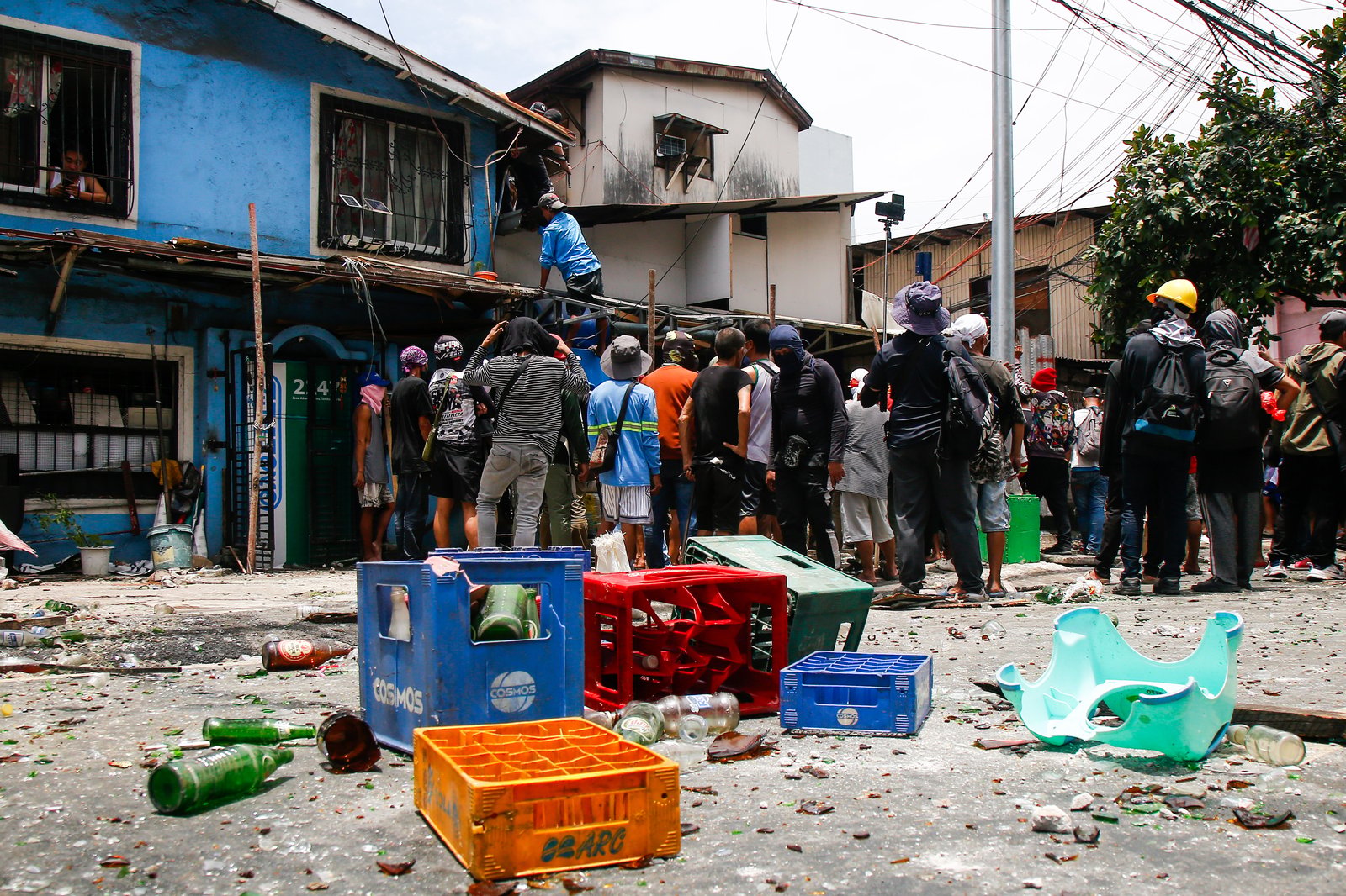 Tension rises amid demolition in Barangay 227, Jose Abad Santos Avenue in Tondo, Manila, on 28 August 2025, as residents clash with the demolition team and police officers.