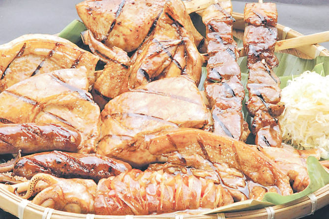 Treat the squad with signature barbeque dishes at Dencio’s Kamayan.