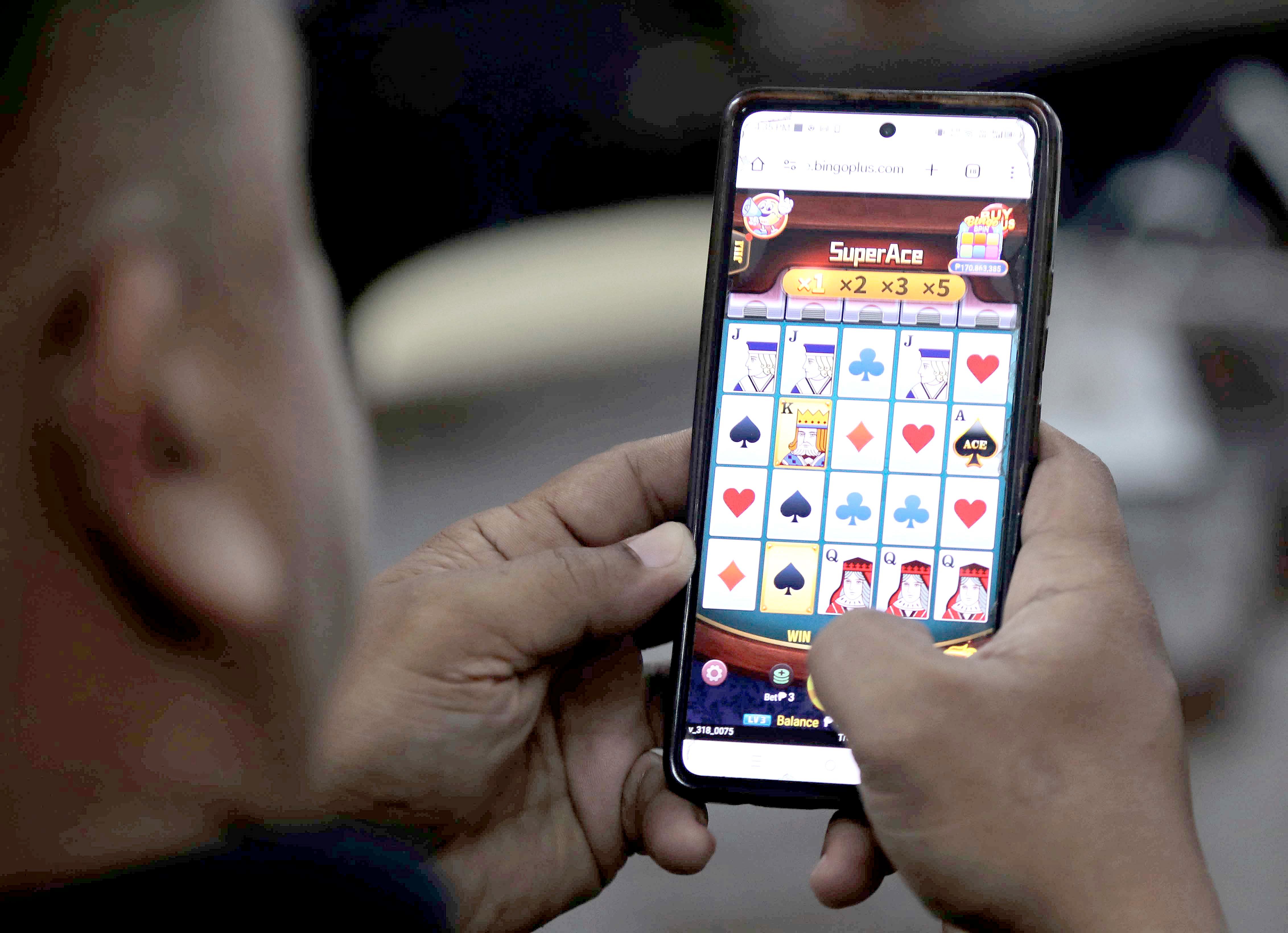 PAGCOR urged: Crack whip vs influencers advertising online gambling
