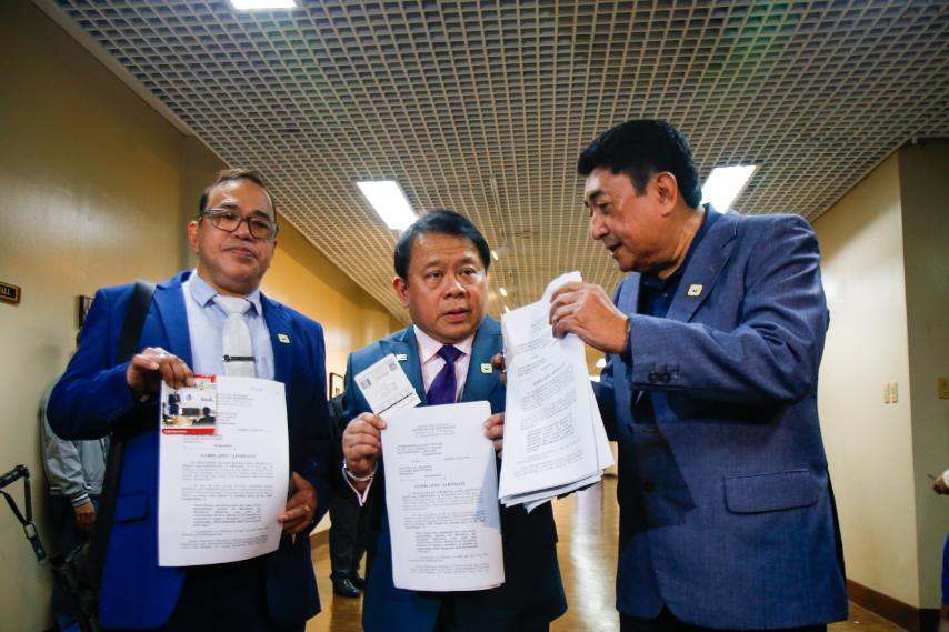 Hontiveros faces ethics complaint over alleged bribery, witness tampering
