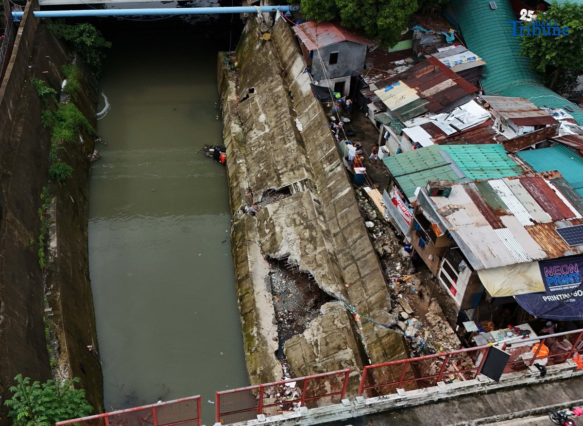 (August 29 2025) The Department of Public Works and Highways (DPWH) project at Tullahan River in SSS Village, Barangay North Fairview, Quezon City, was seen collapse last month due to recent heavy rain brought by southwest monsoon, residents said on Friday August 29 2025. Photo/Analy Labor
