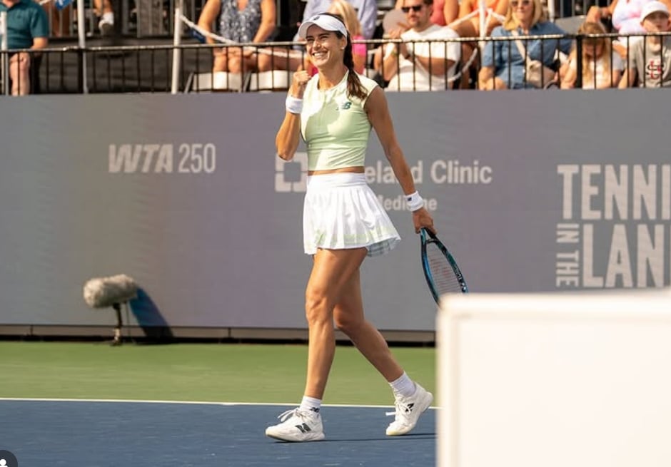 WTA trophy disappears from winner Cirstea's hotel room during U.S. Open