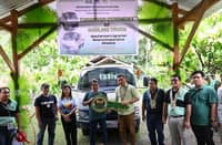 DAR turns over P2.2-M truck to power cacao farming in Sarangani