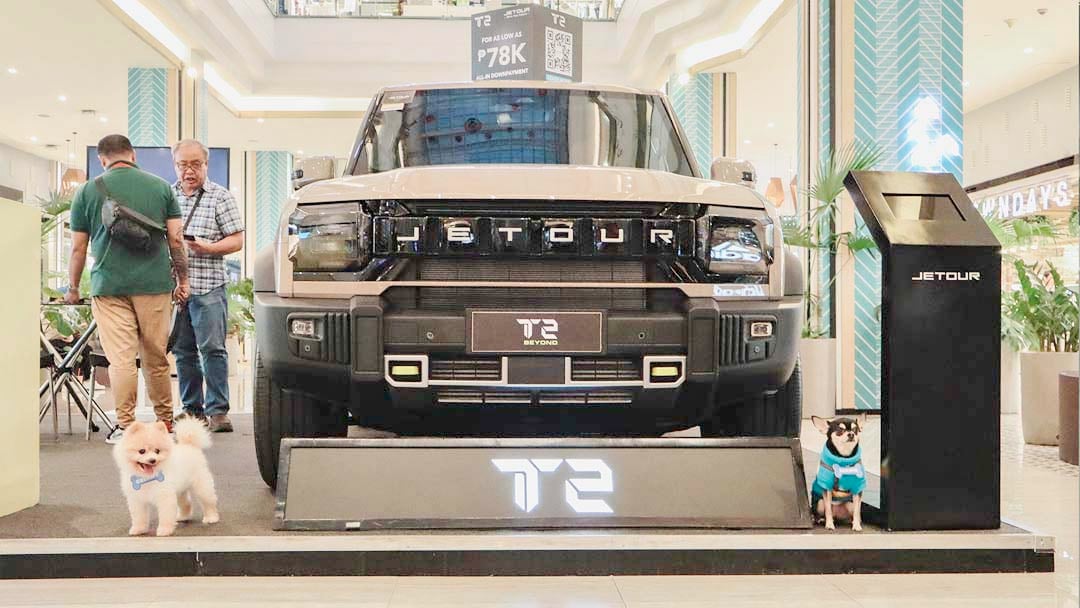 A PAIR of furry companions adds charm to the Jetour T2 display at Eastwood Mall.