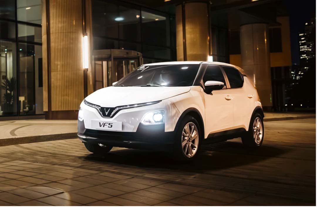 STYLED by Italy’s Torino Design, the VF 5 blends sharp lines with a youthful look, making it as fitting in the city as it is in provincial towns.