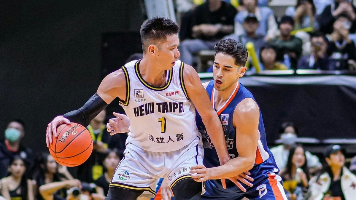 'Linsanity' kisses pro career goodbye