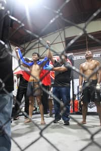 Requinto crushes foe to submission
