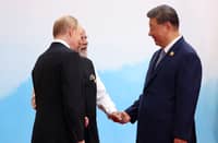 RUSSIA’s President Vladimir Putin (left) speaks with India’s Prime Minister Narendra Modi (center) and China’s President Xi Jinping during the Shanghai Cooperation Organization Summit in Tianjin on 1 September 2025.