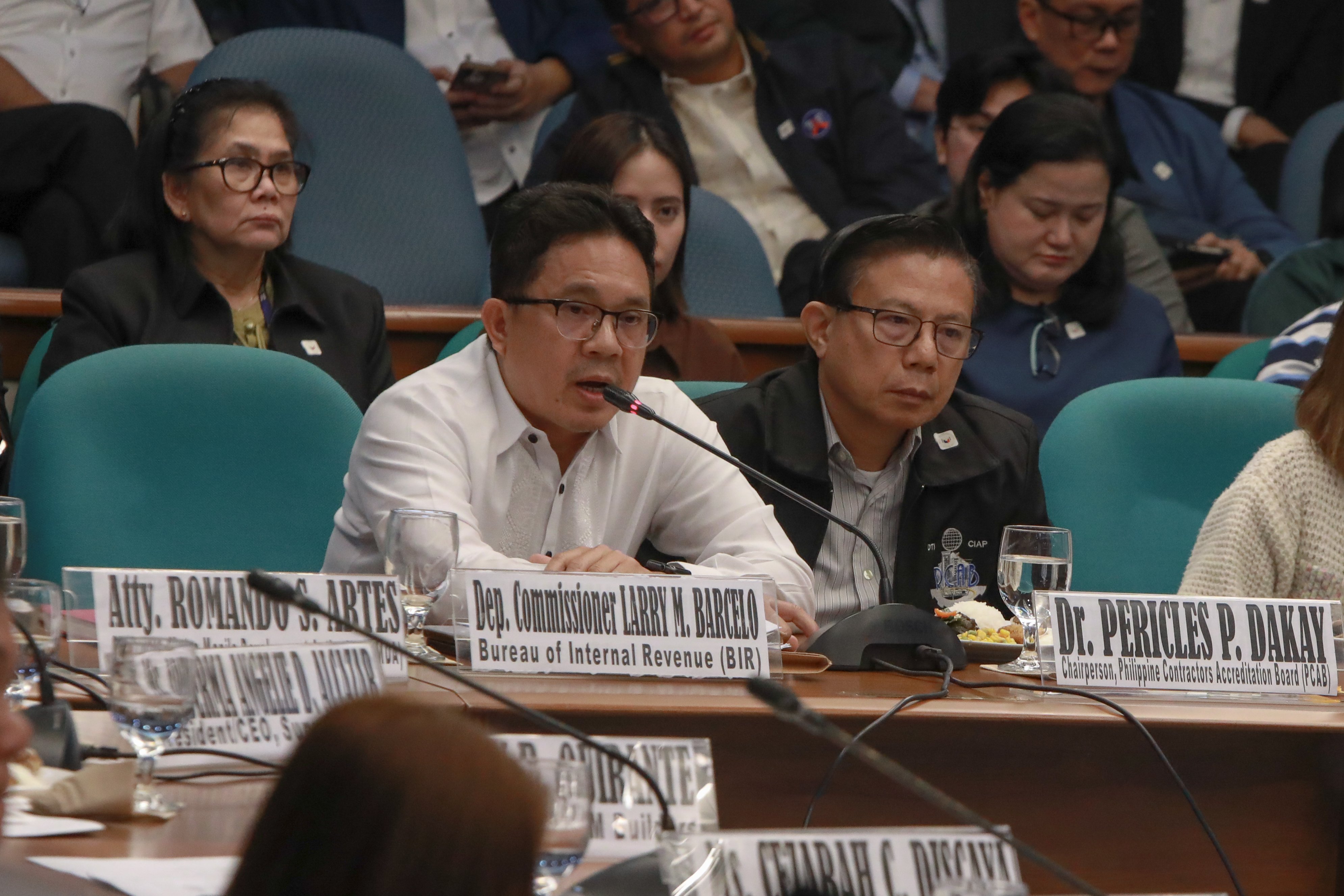 Senators question PCAB renewals for Discaya-owned firms