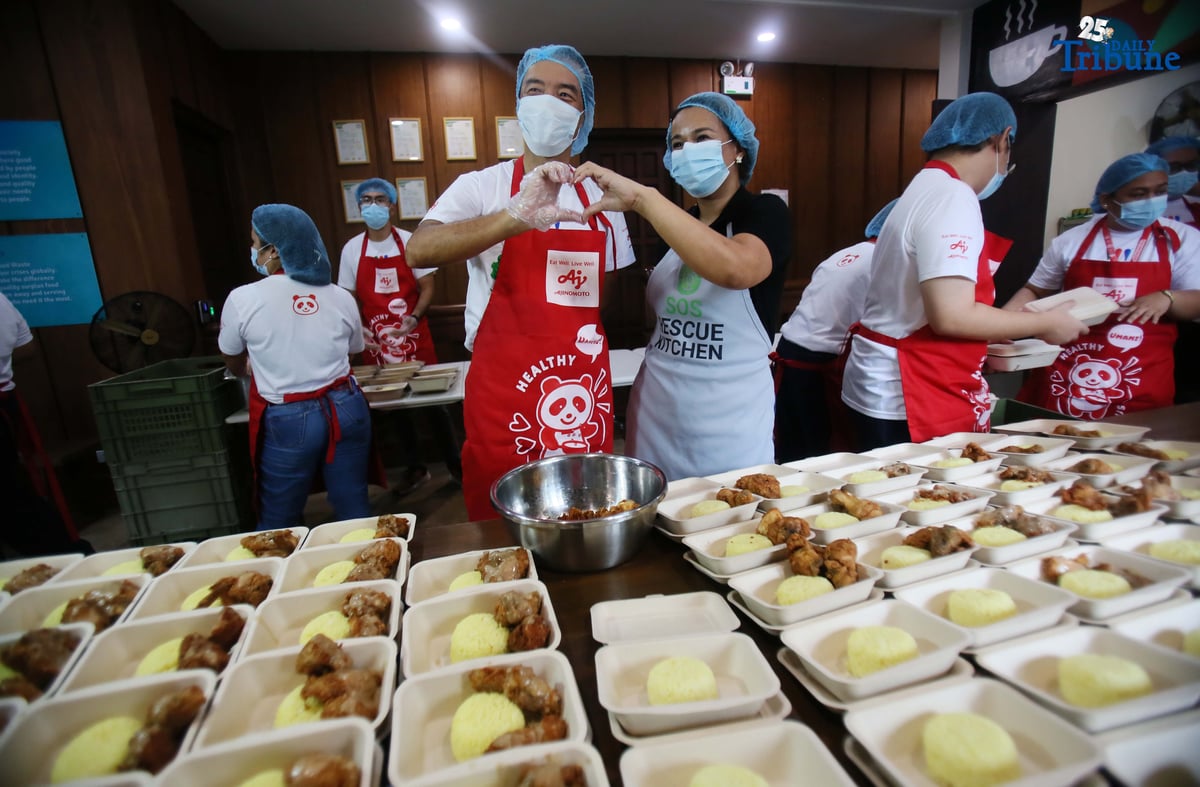 Ajinomoto Philippines President Koichi Ozaki and Scholars of Sustenance (SOS) Philippines Country General Manager Rachel Luna join forces in preparing nutritious meals at the Rescue Kitchen in Better World Diliman, Quezon City, as part of Ajinomoto’s Sustainable Food Education Awareness program. The collaboration underscores their shared commitment to curbing food waste and supporting vulnerable communities with sustainable, nourishing solutions.