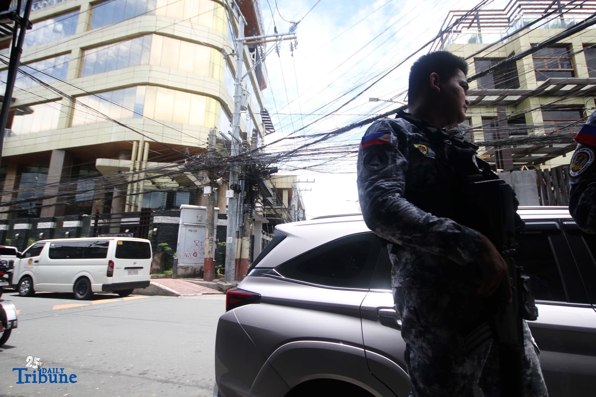 CUSTOMS SEIZES LUXURY CARS.
The Bureau of Customs inspects luxury vehicles owned by the Discaya family, in Pasig City on 2 September 2025.
Authorities confiscated two cars during the operation.