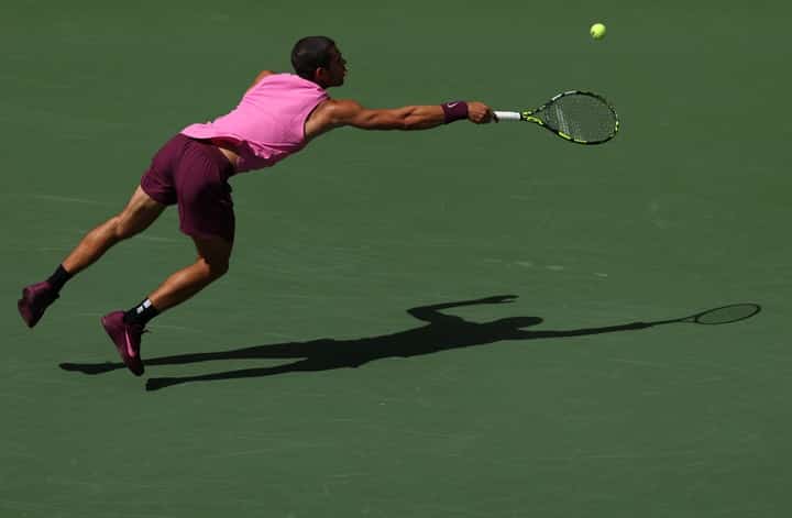 Heavyweights brace for wide-open title race
