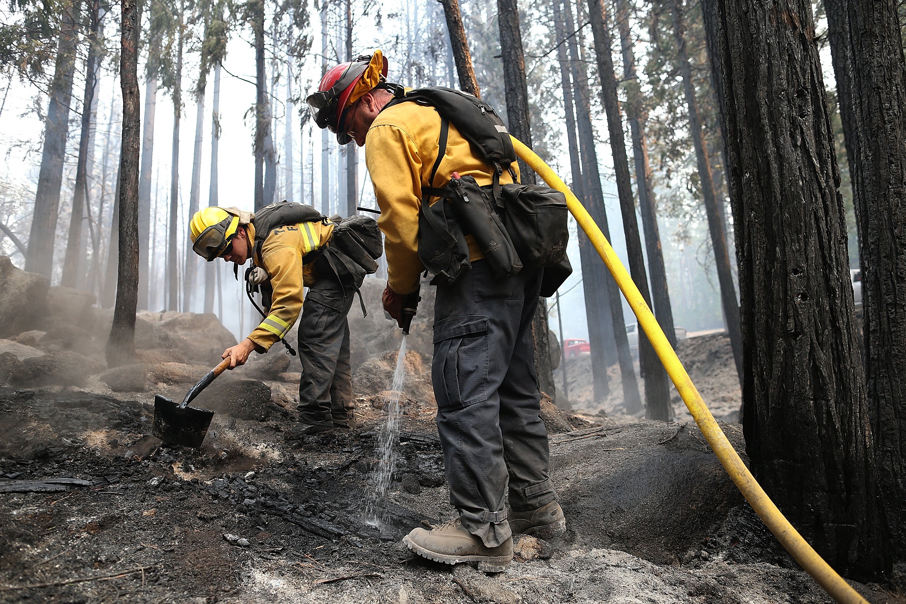 Wildfire rips through historic California Gold Rush town