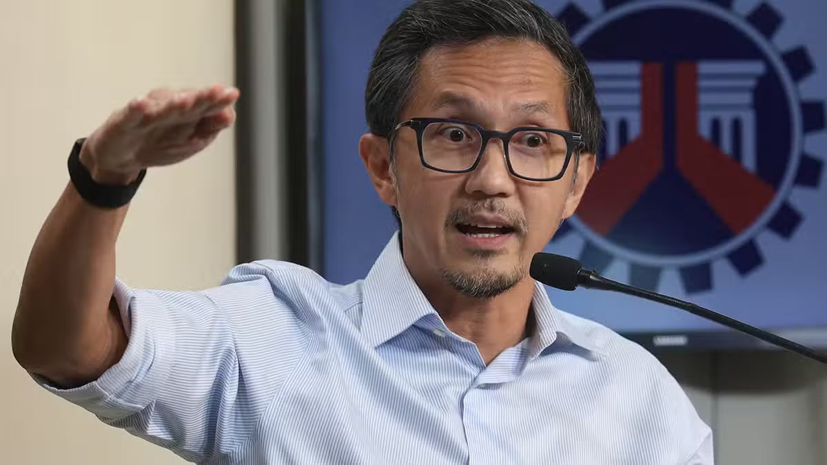 Dizon urges young professionals to aid DPWH reform
