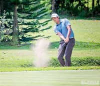 Jahns nears 2nd straight crown
