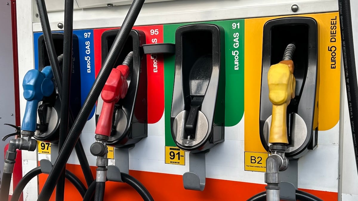 Diesel seen for third straight rollback; gasoline steady