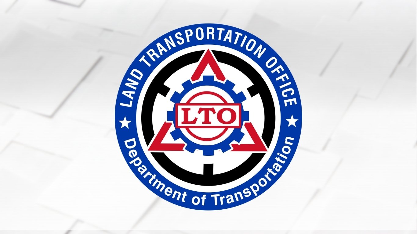 LTO admits glitches hound license plate tracker system