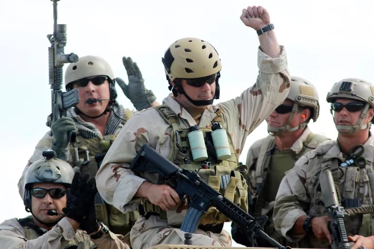 U.S. Navy SEALs bungled bugging mission in N. Korea 