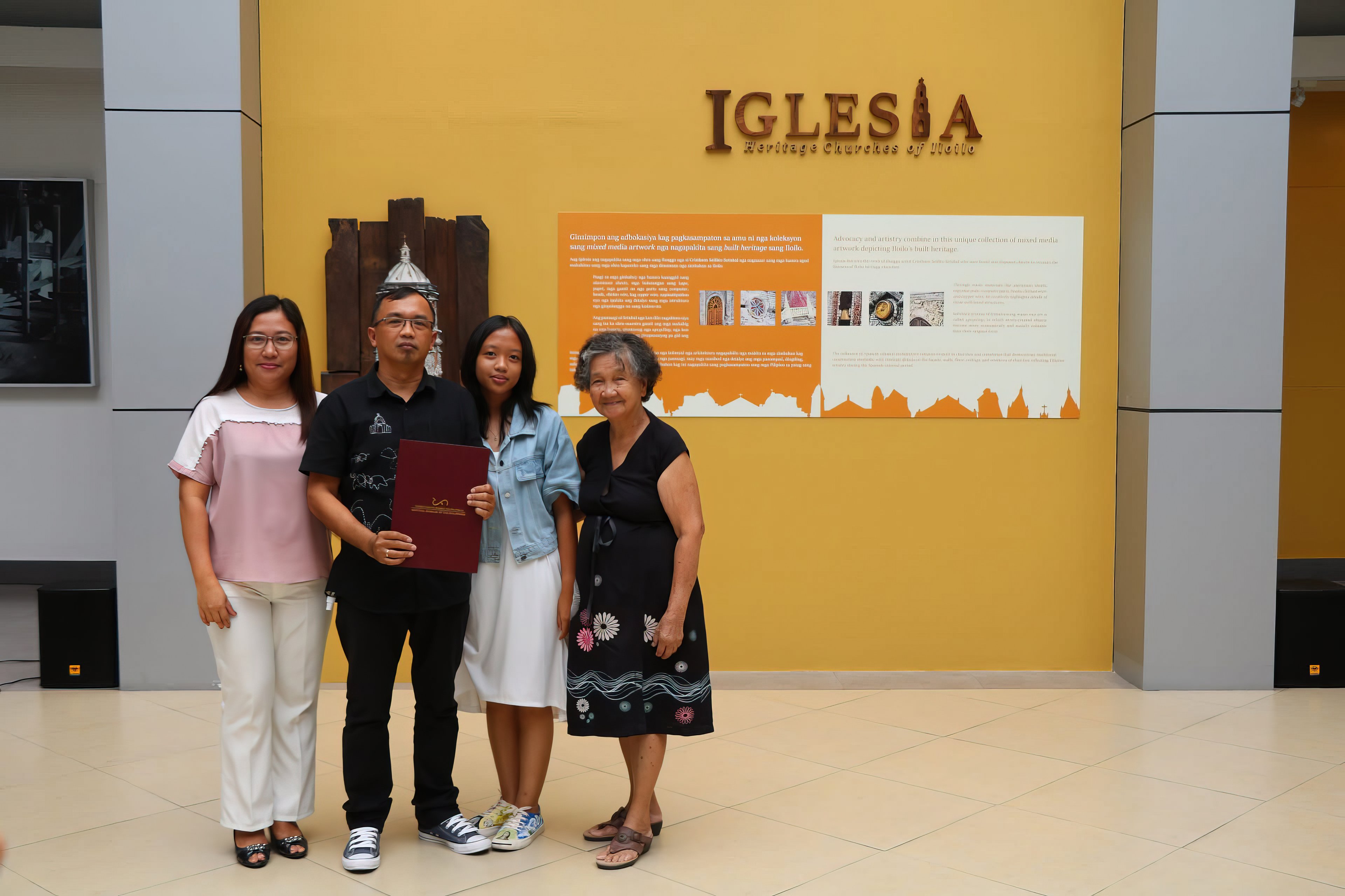 The artist with his family.