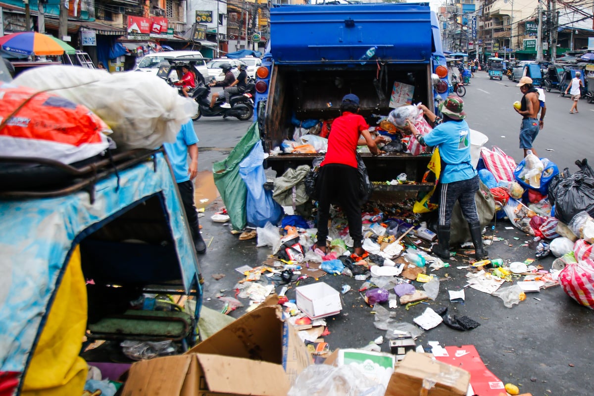 Legarda bill uplifts waste workers with social benefits, safety