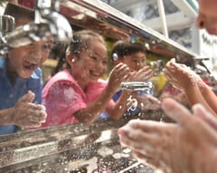 Clean drink from Planet Water Foundation