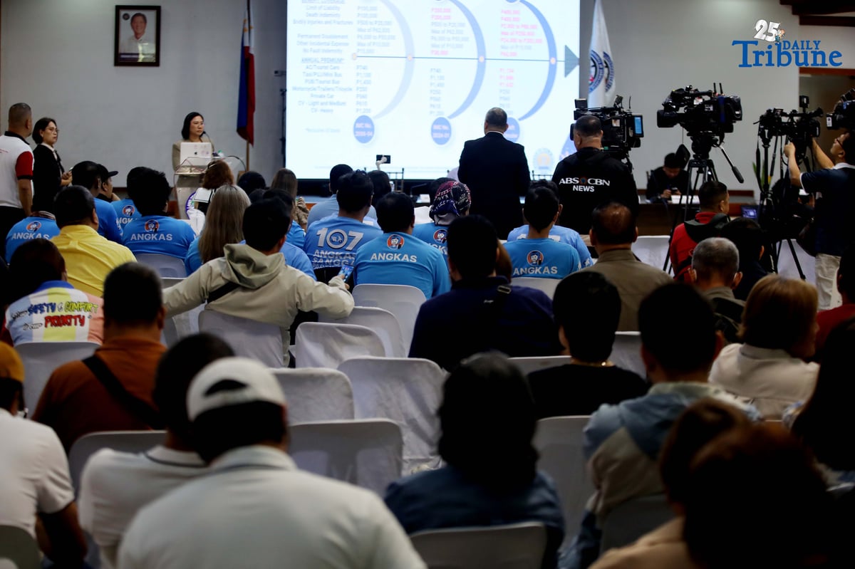 LTO holds public consultation on driver’s license process and CTPL benefits
On Monday, September 8, 2025, LTO Chief Assistant Secretary Atty. Vigor Mendoza II led a public consultation with various transportation groups regarding the proposed new process for driver’s licenses and the increase in Compulsory Third-Party Liability (CTPL) benefits with premium adjustments, held at the LTO Central Office in Quezon City.