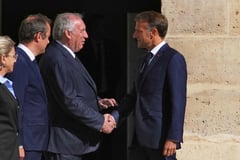Macron scrambles to find new French PM