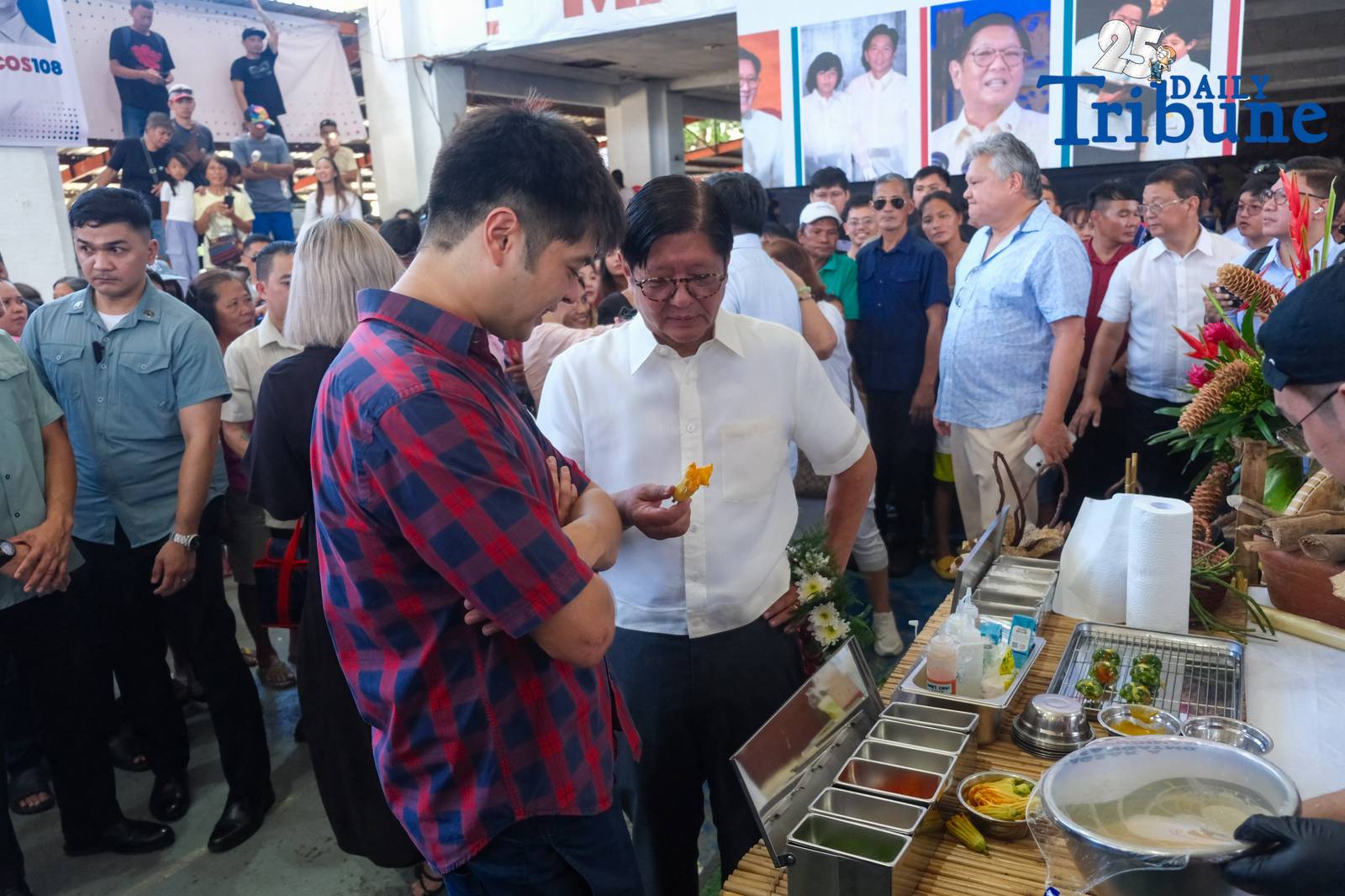 President Ferdinand R. Marcos Jr. leads the Marcos Day rites in Batac, Ilocos Norte, marking the 108th birth anniversary of the late President Ferdinand E. Marcos Sr. The First Family attended a mass, after which the president offered a wreath at the Marcos monument. 
As part of the celebration, Marcos also distributed 575 wheelchairs across the province, joined 51 birthday celebrators serenaded with the traditional Ilocano Padapadakam song, and with the First Family, sampled dishes from the Natnateng cook-off.